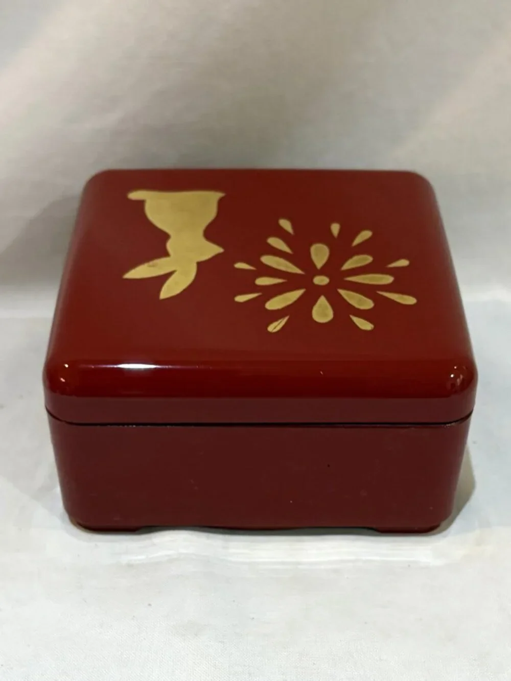 N/A plastic faux
